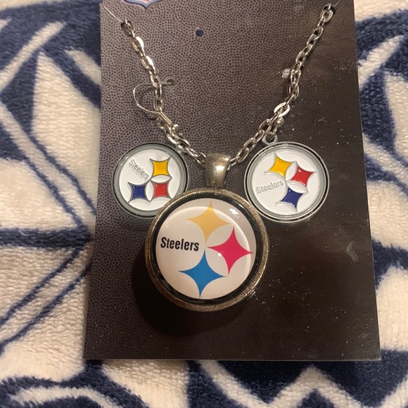 NFL PITTSBURGH STEELERS necklace & earrings set NIP - Picture 2 of 4